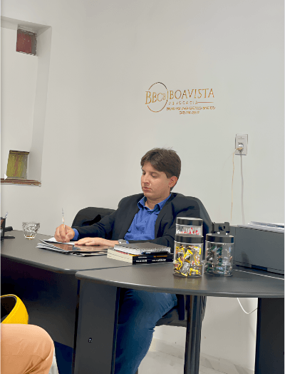 Reunião com clientes na Boavista Advocacia