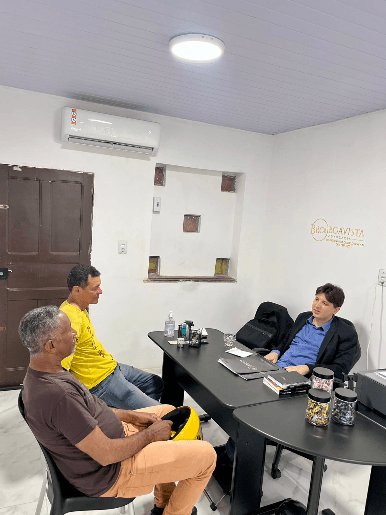 Foto do ambiente de atendimento do escritório